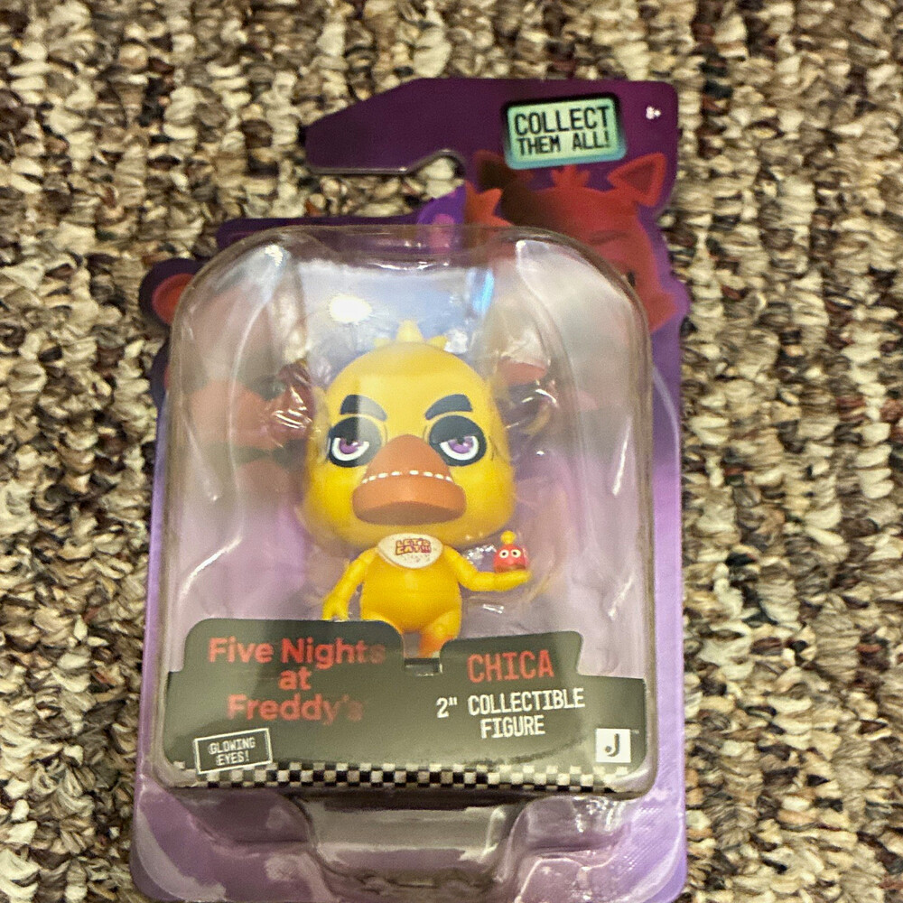 Jazwares Five Nights at Freddy's Chica 2in Collectible Figure Glowing Eyes new